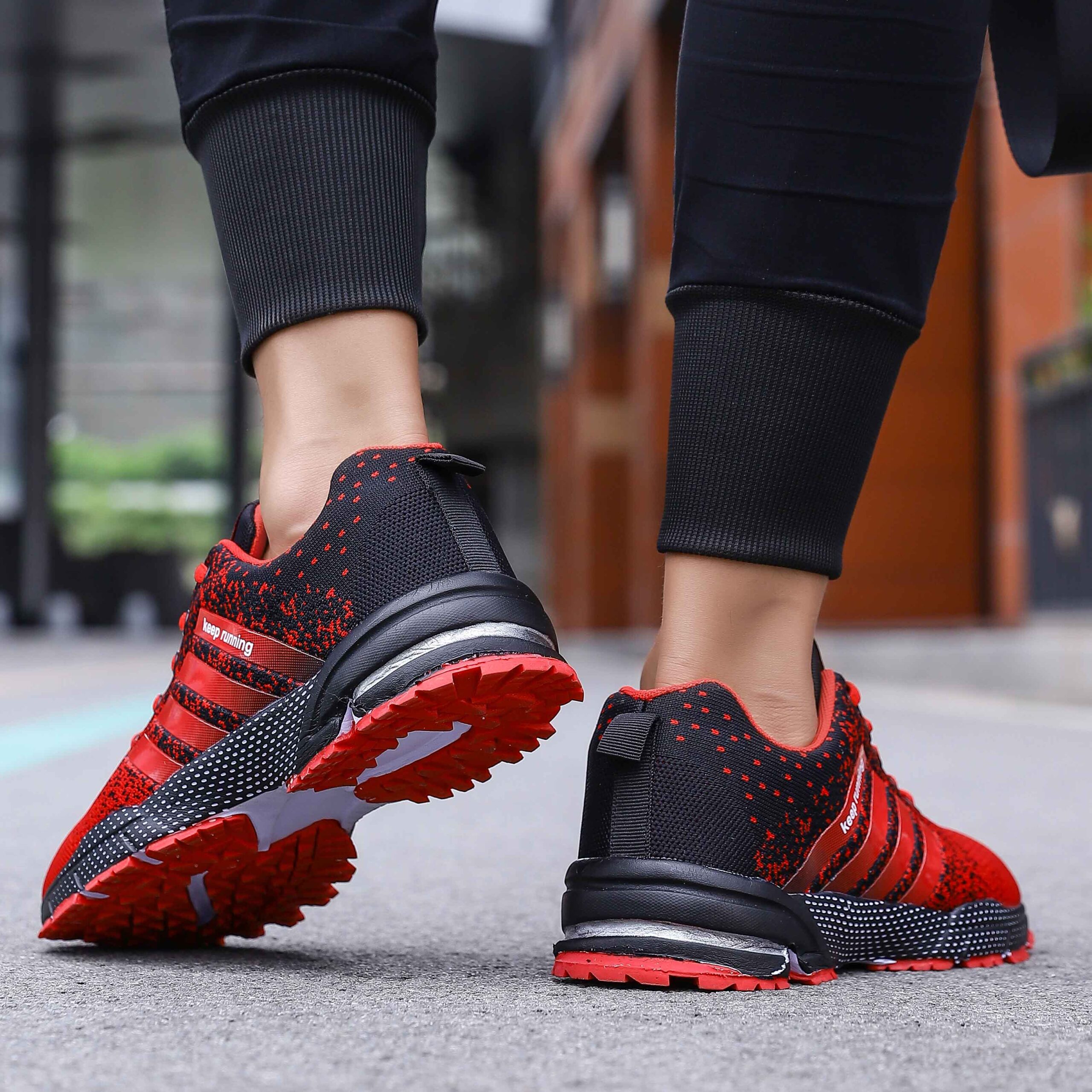 KEEP RUNNING Casual Sports Sneakers KEEP RUNNING Casual Sports Sneakers
