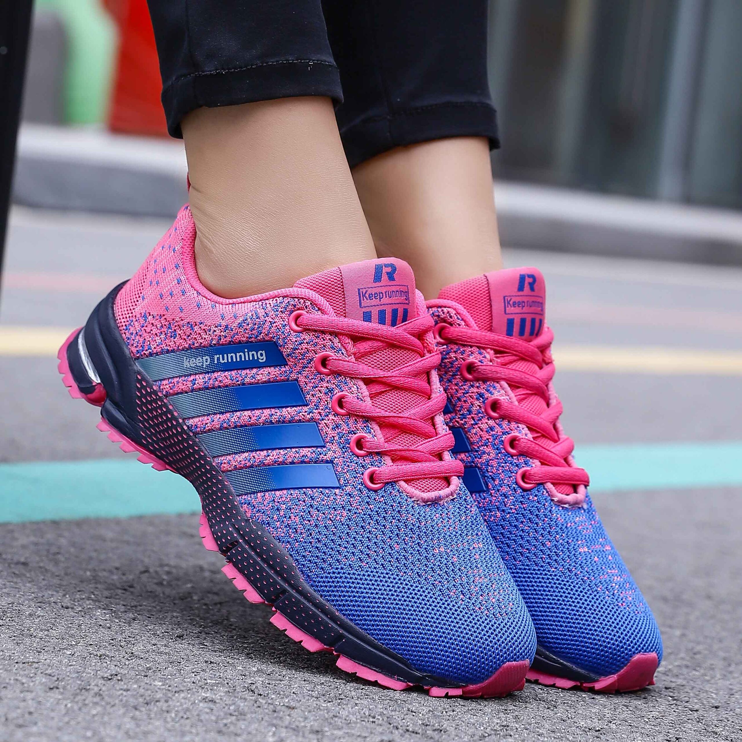 KEEP RUNNING Casual Sports Sneakers KEEP RUNNING Casual Sports Sneakers